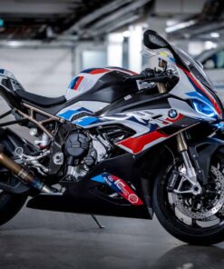 Alternative view of Moto BMW SR1000